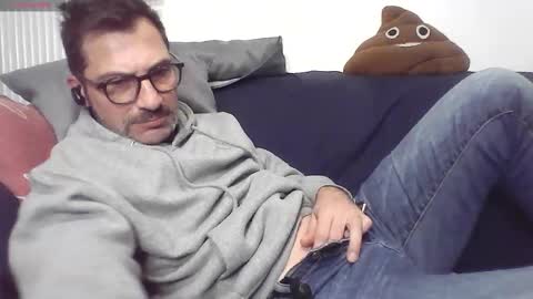 Snapshot of masterp17 chatting on November 2025 08:07:01 PM Master P online show from November 2025 08:07:01 PM