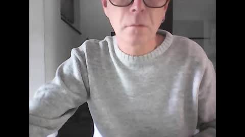 Snapshot of mastroitaliano chatting on December 2024 09:44:01 AM mastroitaliano online show from December 2024 09:44:01 AM