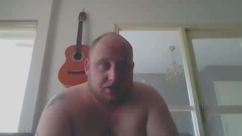 Snapshot of mastrubeertje1988 chatting on October 2025 10:22:02 AM mastrubeertje1988 online show from October 2025 10:22:02 AM