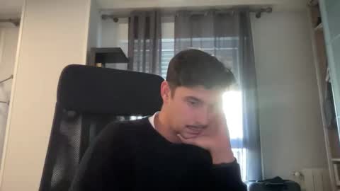 Snapshot of matahavi chatting on November 2025 03:54:02 PM Aaron online show from November 2025 03:54:02 PM