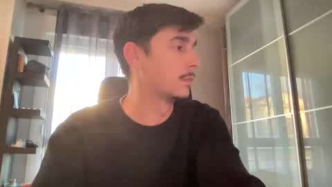 Snapshot of matahavi chatting on November 2025 04:18:01 PM Aaron online show from November 2025 04:18:01 PM