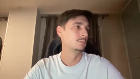 Snapshot of matahavi chatting on February 2026 08:03:02 PM Aaron online show from February 2026 08:03:02 PM