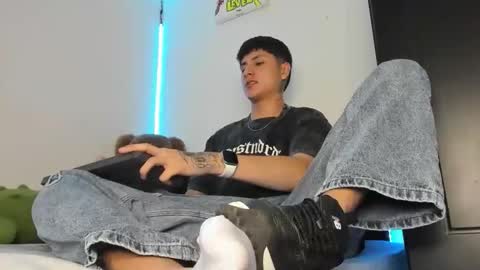 mateo_escobar online show from February 2026 04:17:02 AM