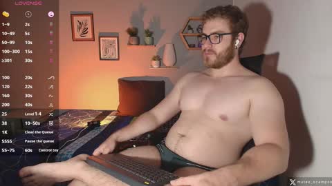 Mateo Ocampo online show from December 2025 08:24:02 PM