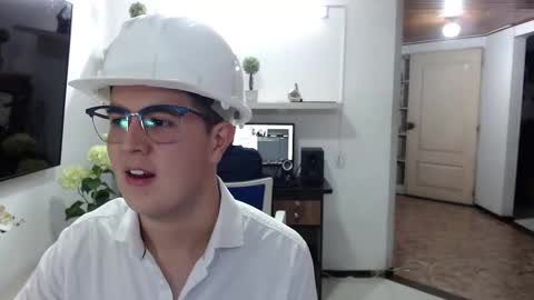 Snapshot of mateo_strong chatting on January 2026 08:34:02 PM MATEO STRONG online show from January 2026 08:34:02 PM