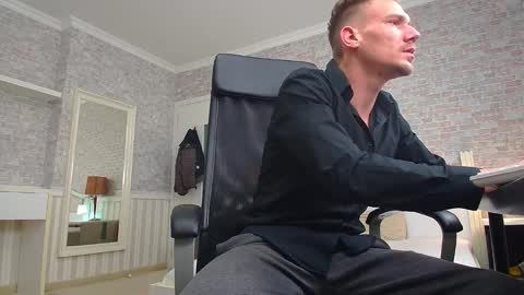 Snapshot of mateobenjamin chatting on December 2024 04:28:01 PM MateoBenjamin online show from December 2024 04:28:01 PM