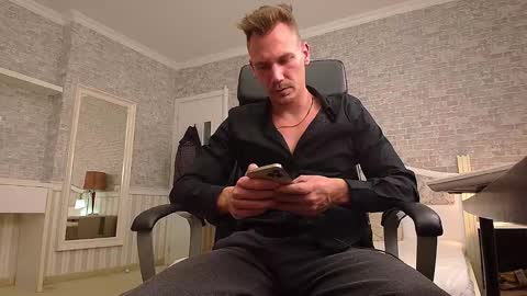 Snapshot of mateobenjamin chatting on December 2024 07:34:01 PM MateoBenjamin online show from December 2024 07:34:01 PM