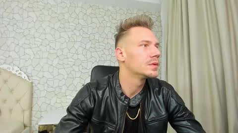 Snapshot of mateobenjamin chatting on December 2024 04:57:01 PM MateoBenjamin online show from December 2024 04:57:01 PM