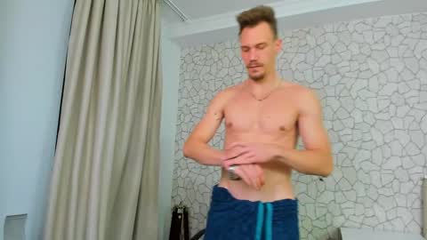 Snapshot of mateobenjamin chatting on January 2025 05:17:01 PM MateoBenjamin online show from January 2025 05:17:01 PM