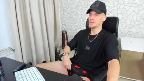 Snapshot of mateobenjamin chatting on February 2025 02:49:01 PM MateoBenjamin online show from February 2025 02:49:01 PM