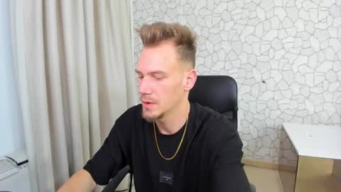 Snapshot of mateobenjamin chatting on February 2025 06:24:01 PM MateoBenjamin online show from February 2025 06:24:01 PM