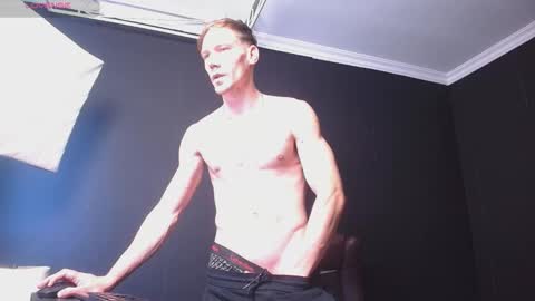 Snapshot of mateobenjamin chatting on November 2025 11:42:02 AM MateoBenjamin online show from November 2025 11:42:02 AM