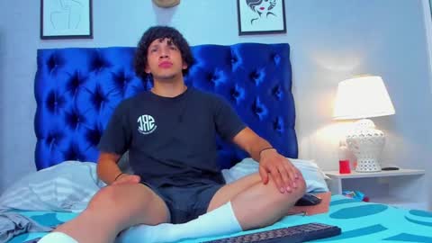 Snapshot of mateoking1 chatting on March 2025 03:24:01 AM MATEO KING online show from March 2025 03:24:01 AM