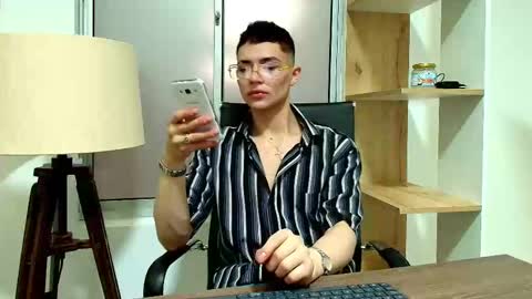 Matheo Montclair online show from October 2025 08:09:01 PM