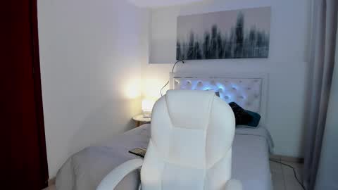 Snapshot of mathewadams chatting on October 2025 07:43:01 PM Mathew online show from October 2025 07:43:01 PM