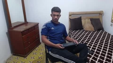 mathews__ online show from January 2026 03:23:02 AM