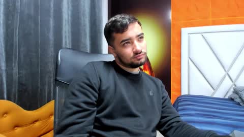 Mathews online show from December 2025 12:01:02 PM