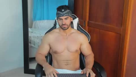 mathews_smith online show from December 2025 11:30:02 AM