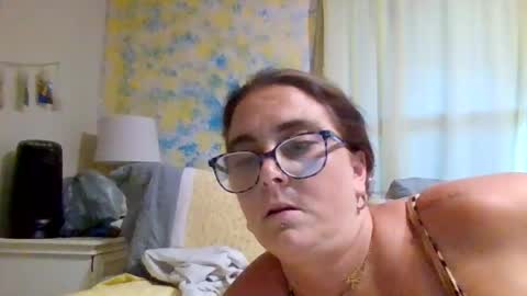 mathislauraashley2023 online show from June 2026 09:57:02 PM