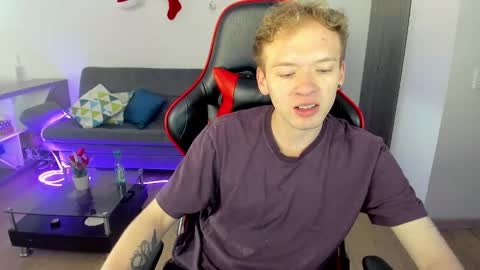 Snapshot of mathwx_ chatting on December 2024 08:38:02 PM Alejandro Alex online show from December 2024 08:38:02 PM