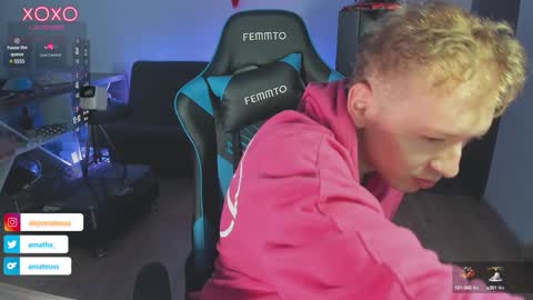 Snapshot of mathwx_ chatting on December 2024 09:54:01 PM Alejandro Alex online show from December 2024 09:54:01 PM