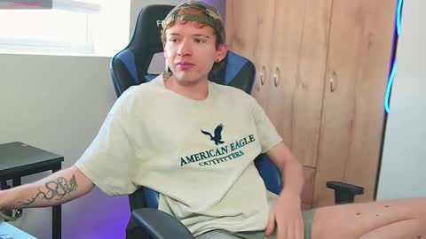 Snapshot of mathwx_ chatting on October 2025 02:24:02 PM Alejandro Alex online show from October 2025 02:24:02 PM