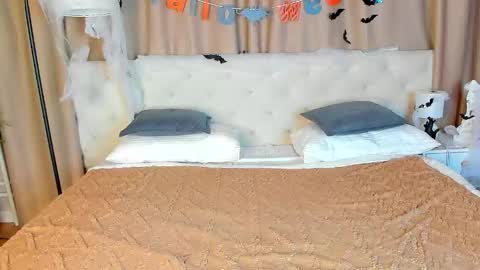 Snapshot of matilda_ardent chatting on November 2025 05:03:01 PM Matilda GTM3TuWeThFrSa 0300am-1000am online show from November 2025 05:03:01 PM