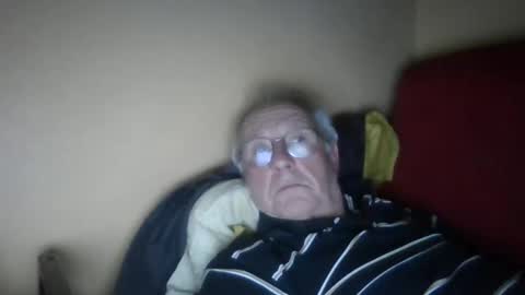 Snapshot of matricule4246 chatting on January 2025 11:41:01 PM joyaam79 online show from January 2025 11:41:01 PM