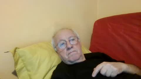 Snapshot of matricule4246 chatting on January 2025 09:31:02 PM joyaam79 online show from January 2025 09:31:02 PM