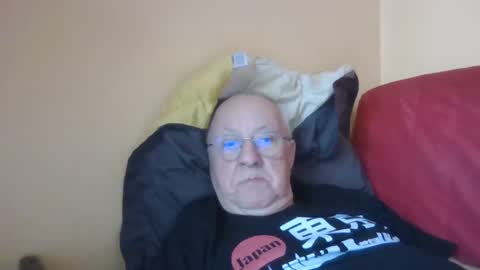 Snapshot of matricule4246 chatting on February 2025 09:37:01 AM joyaam79 online show from February 2025 09:37:01 AM