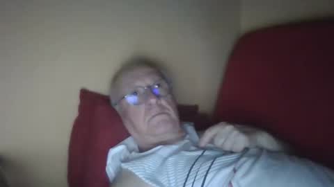 Snapshot of matricule4246 chatting on February 2025 10:37:02 PM joyaam79 online show from February 2025 10:37:02 PM