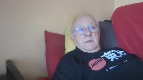 Snapshot of matricule4246 chatting on February 2025 09:31:01 AM joyaam79 online show from February 2025 09:31:01 AM