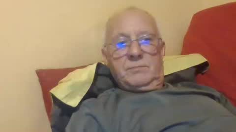 Snapshot of matricule4246 chatting on November 2025 06:48:02 PM joyaam79 online show from November 2025 06:48:02 PM