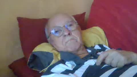 Snapshot of matricule4246 chatting on November 2025 09:48:02 AM joyaam79 online show from November 2025 09:48:02 AM