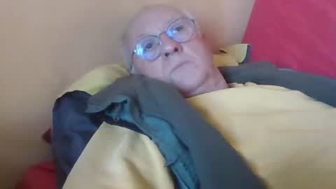 Snapshot of matricule4246 chatting on November 2025 01:00:02 PM joyaam79 online show from November 2025 01:00:02 PM