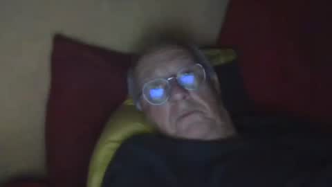 Snapshot of matricule4246 chatting on December 2025 08:04:02 PM joyaam79 online show from December 2025 08:04:02 PM