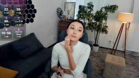 Kate online show from December 2025 07:59:02 AM