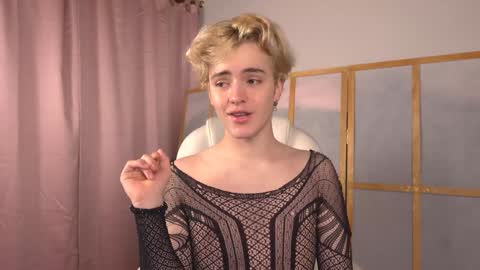 Snapshot of matt_soldi chatting on December 2024 11:04:02 AM Matas online show from December 2024 11:04:02 AM