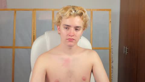 Snapshot of matt_soldi chatting on December 2024 09:23:01 AM Matas online show from December 2024 09:23:01 AM