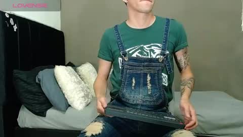 ---Matteo--- online show from April 2026 03:26:02 AM