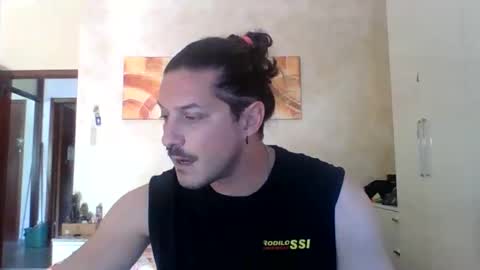 Snapshot of matteushh87 chatting on June 2026 09:04:01 AM matteushh87 online show from June 2026 09:04:01 AM