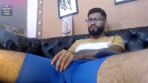 Snapshot of mattewrey chatting on December 2024 10:44:02 PM Mattew online show from December 2024 10:44:02 PM