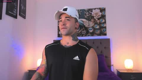 Snapshot of matthew_colee chatting on April 2026 01:42:02 AM Matthew INDEPENDENT MODEL online show from April 2026 01:42:02 AM