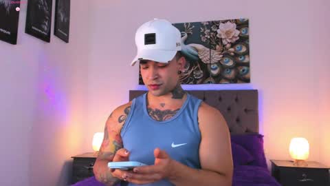 Snapshot of matthew_colee chatting on May 2026 01:24:01 AM Matthew INDEPENDENT MODEL online show from May 2026 01:24:01 AM