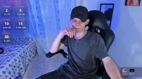 Snapshot of matthewboy_ chatting on March 2025 03:52:02 AM MatthewBoy online show from March 2025 03:52:02 AM