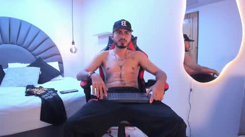 Matthew online show from February 2026 09:43:02 AM