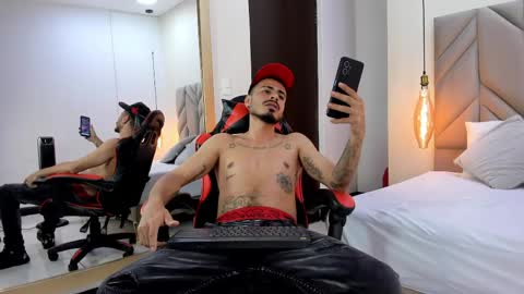 Matthew online show from April 2026 07:59:02 PM