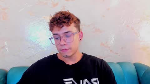 matthew online show from October 2025 09:39:01 PM