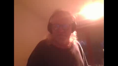 Snapshot of matthy60 chatting on October 2025 05:05:01 AM Matthias online show from October 2025 05:05:01 AM