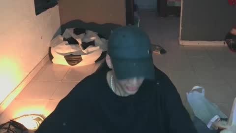 mattias     online show from February 2025 05:16:01 AM